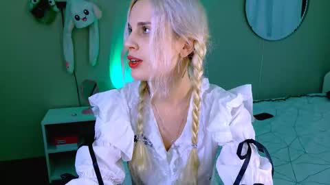 Snapshot of carmen__crybaby chatting on September 30, 11:09 pm carmen__crybaby online show from September 30, 11:09 pm