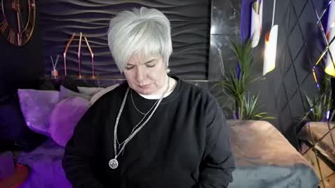 Carmen online show from September 24, 9:14 pm