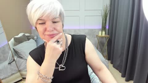 Carmen online show from January 10, 8:59 pm