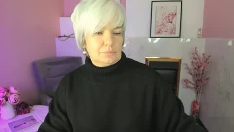 Carmen online show from April 5, 8:30 pm