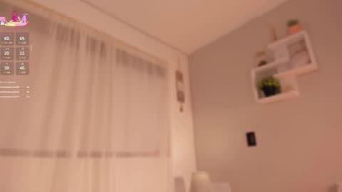 caro_sanchezz online show from January 17, 1:40 pm