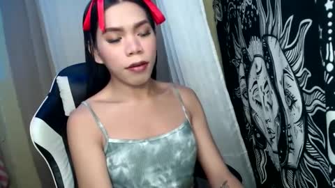 Snapshot of carol_linaxxx chatting on February 25, 3:31 am Carolina online show from February 25, 3:31 am