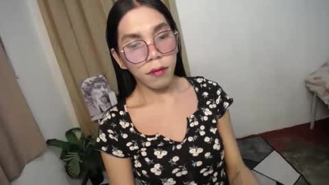 Snapshot of carol_linaxxx chatting on January 6, 11:29 am Carolina online show from January 6, 11:29 am