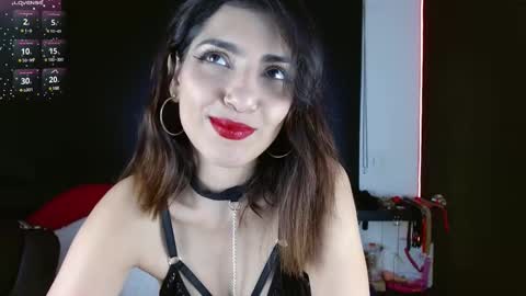 Caroline online show from March 3, 2:42 pm