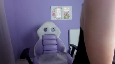 Carolina  online show from February 15, 8:56 pm