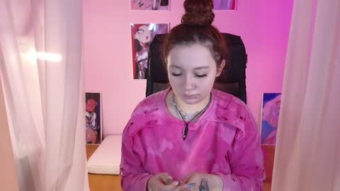 Snapshot of carolina_winter chatting on December 11, 5:32 am Mira online show from December 11, 5:32 am