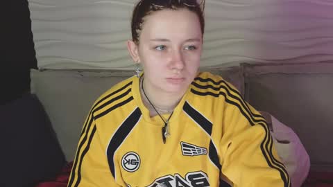 Snapshot of carolina_winter chatting on January 23, 5:24 am Mira online show from January 23, 5:24 am