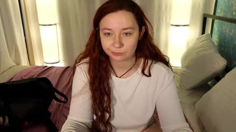 Snapshot of carolina_winter chatting on December 4, 7:50 am Mira online show from December 4, 7:50 am