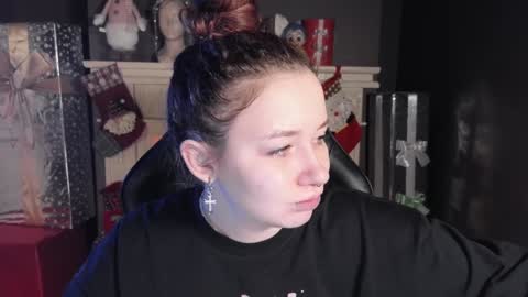 Snapshot of carolina_winter chatting on December 30, 5:26 am Mira online show from December 30, 5:26 am