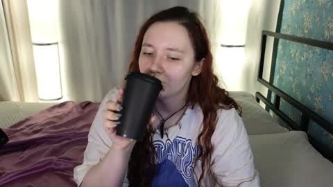 Snapshot of carolina_winter chatting on December 7, 8:11 am Mira online show from December 7, 8:11 am