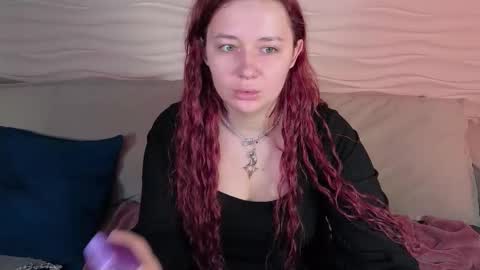 Snapshot of carolina_winter chatting on October 3, 5:56 am Mira online show from October 3, 5:56 am