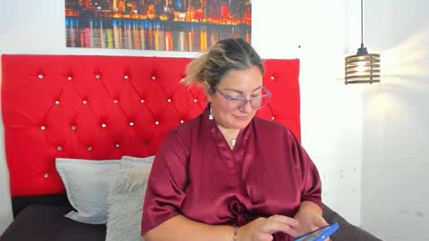 Carolina online show from February 14, 4:31 pm