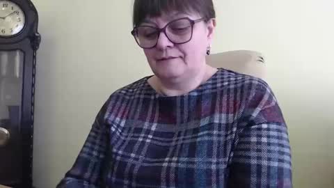 Snapshot of carolinedream_ chatting on February 18, 7:10 am CarolineDream online show from February 18, 7:10 am