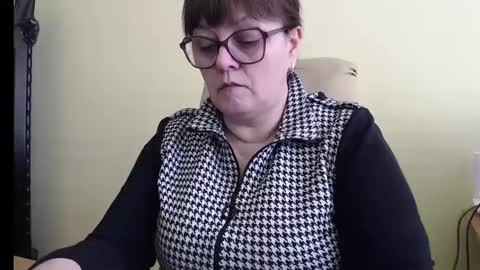 Snapshot of carolinedream_ chatting on February 26, 6:30 am CarolineDream online show from February 26, 6:30 am