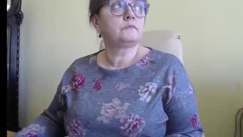 Snapshot of carolinedream_ chatting on February 27, 12:13 pm CarolineDream online show from February 27, 12:13 pm