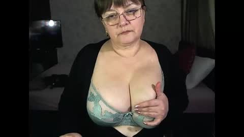 Snapshot of carolinedream_ chatting on March 5, 4:35 pm CarolineDream online show from March 5, 4:35 pm