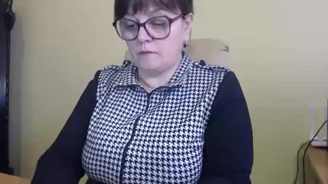 Snapshot of carolinedream_ chatting on March 11, 6:41 am CarolineDream online show from March 11, 6:41 am