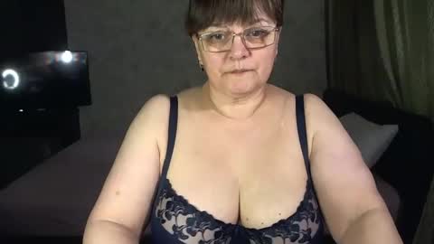 Snapshot of carolinedream_ chatting on March 10, 7:40 pm CarolineDream online show from March 10, 7:40 pm
