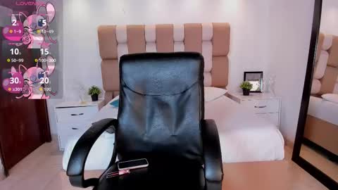 Caro  online show from November 21, 8:33 pm