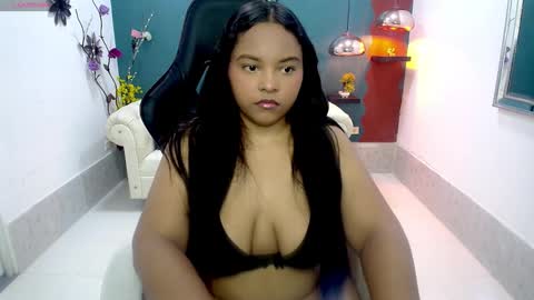 carollkiss online show from October 10, 11:48 am