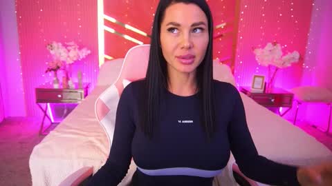 casey_min online show from March 26, 1:57 pm