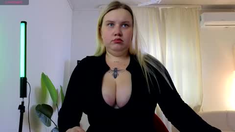 Casey Robbins online show from October 27, 4:41 am