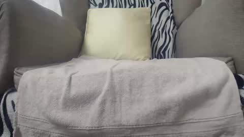 Cassandra joy online show from December 4, 5:32 am