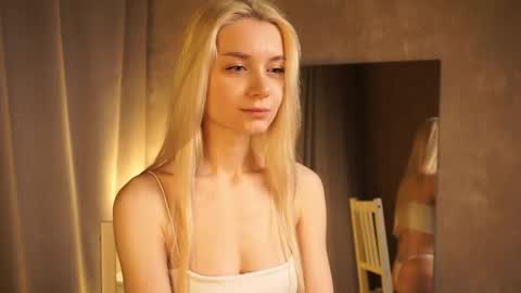 Cassie online show from February 16, 5:15 pm