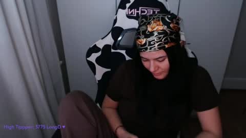 cassiealvarez online show from July 19, 6:59 am