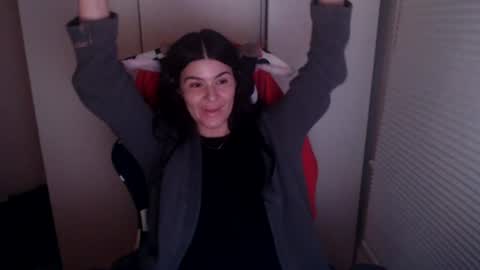 cassiealvarez online show from July 16, 5:56 am