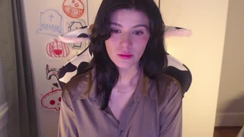 cassiealvarez online show from October 16, 2:25 am