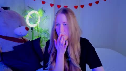 Casey online show from February 28, 3:55 pm