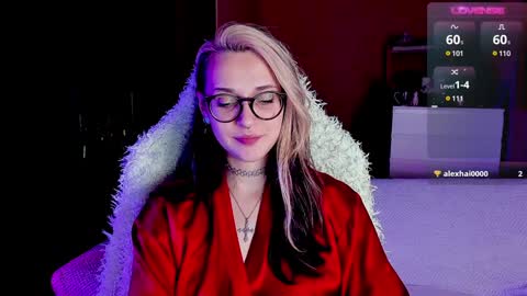 Ellie online show from December 30, 9:08 pm