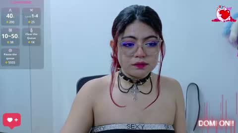 Snapshot of cat_white chatting on March 3, 12:31 pm Cata online show from March 3, 12:31 pm