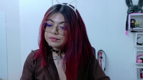 Snapshot of cat_white chatting on January 28, 12:32 pm Cata online show from January 28, 12:32 pm