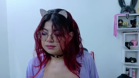Snapshot of cat_white chatting on January 9, 11:58 am Cata online show from January 9, 11:58 am