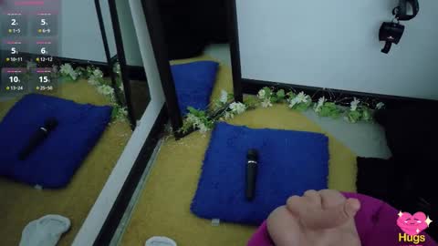 Snapshot of cat_white chatting on September 12, 7:32 pm Cata online show from September 12, 7:32 pm