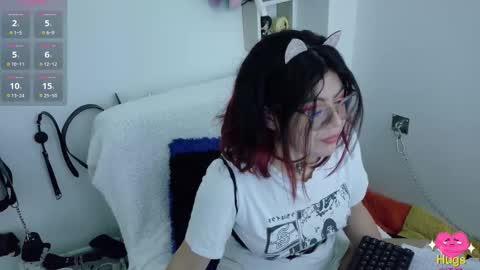 Snapshot of cat_white chatting on September 16, 7:00 pm Cata online show from September 16, 7:00 pm