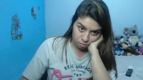 Snapshot of cata_09 chatting on January 22, 11:43 pm cata online show from January 22, 11:43 pm