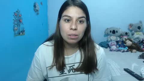 Snapshot of cata_09 chatting on February 14, 10:25 pm cata online show from February 14, 10:25 pm