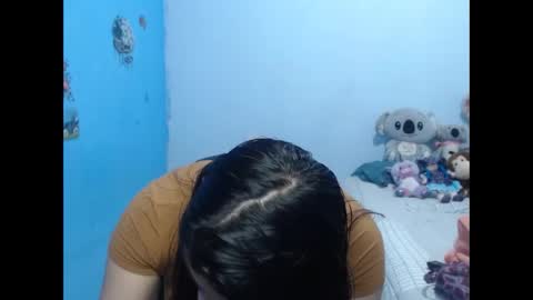 Snapshot of cata_09 chatting on February 4, 11:27 pm cata online show from February 4, 11:27 pm