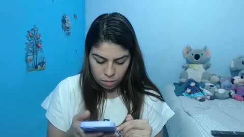 Snapshot of cata_09 chatting on December 5, 8:00 pm cata online show from December 5, 8:00 pm