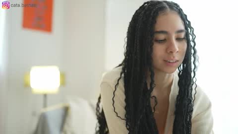 Catalina online show from February 20, 2:51 pm