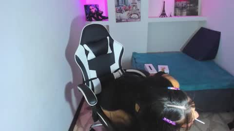 Snapshot of catalehia_milk chatting on October 14, 9:50 pm C A T A L E H I A online show from October 14, 9:50 pm