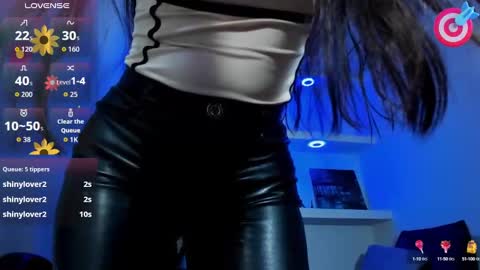 Snapshot of catalehia_milk chatting on September 23, 9:24 pm C A T A L E H I A online show from September 23, 9:24 pm
