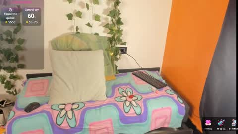 Snapshot of cataleya19__ chatting on February 20, 11:42 am cataleya19__ online show from February 20, 11:42 am