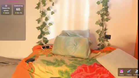 Snapshot of cataleya19__ chatting on September 10, 12:38 pm cataleya19__ online show from September 10, 12:38 pm
