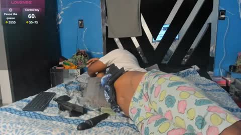 Snapshot of cataleya19__ chatting on December 5, 2:22 pm cataleya19__ online show from December 5, 2:22 pm