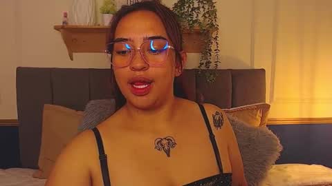 Snapshot of cataleya_kudo chatting on October 10, 1:49 pm cataleya_kudo online show from October 10, 1:49 pm
