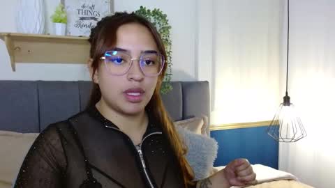 Snapshot of cataleya_kudo chatting on October 6, 2:23 pm cataleya_kudo online show from October 6, 2:23 pm